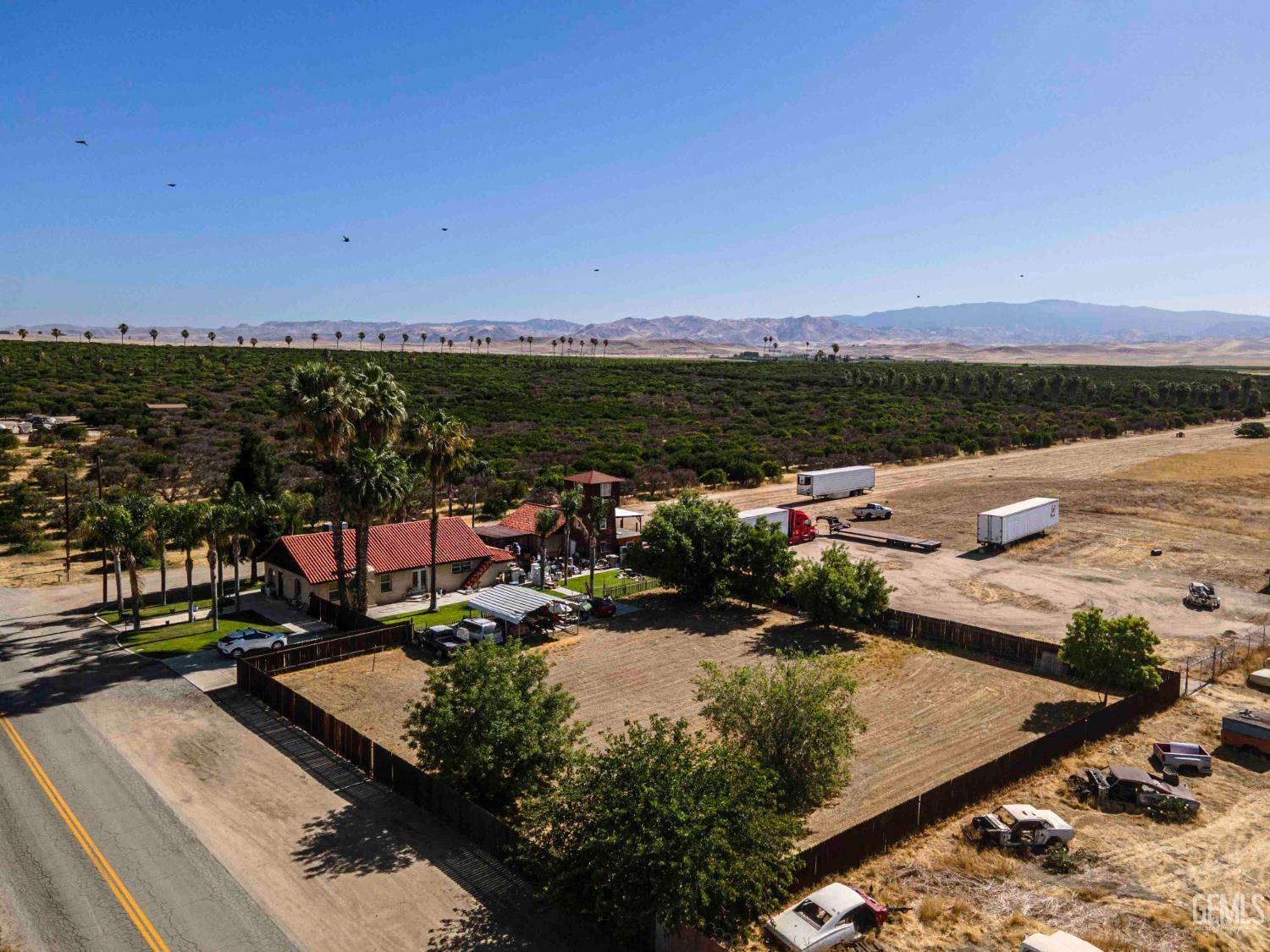 113 S Pepper Drive, Bakersfield, CA 93307