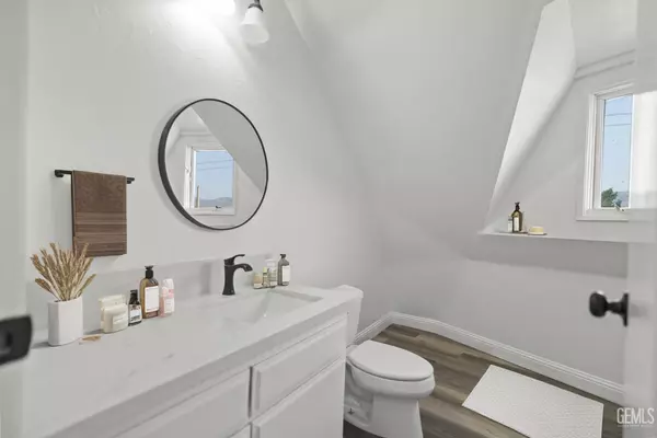 Tehachapi, CA 93561,19701 Mesa Drive