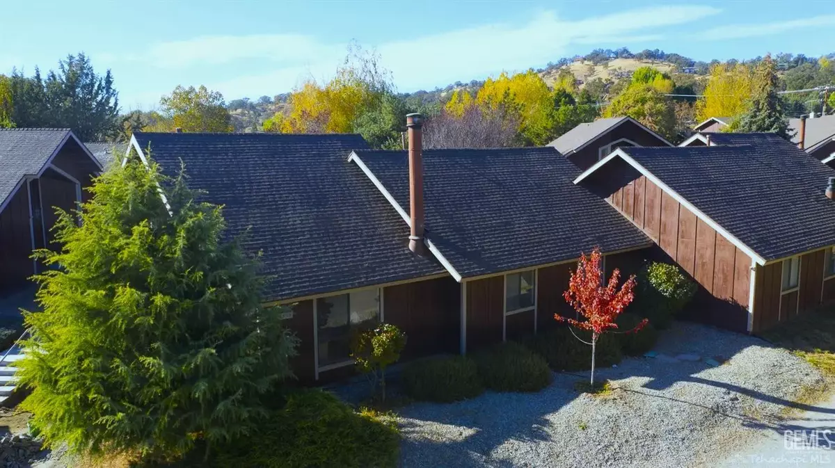 Tehachapi, CA 93561,22 Village Lane