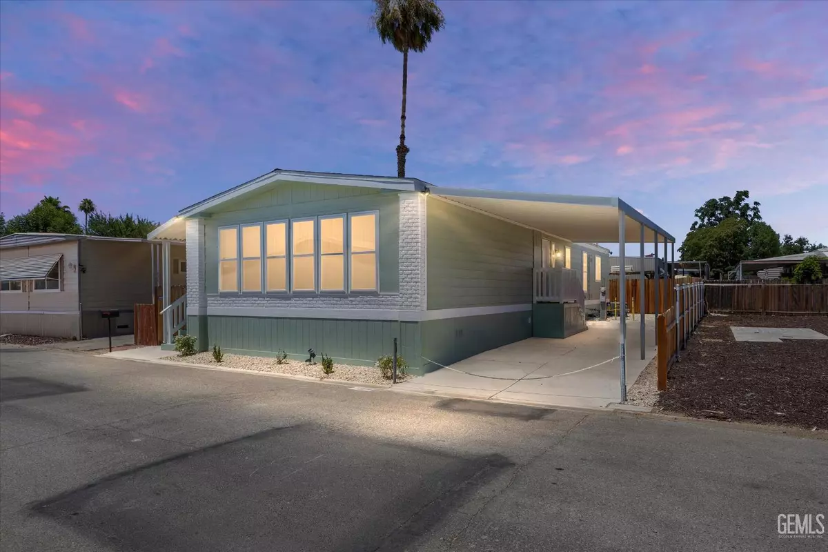 Bakersfield, CA 93308,137 Fernwood Lane