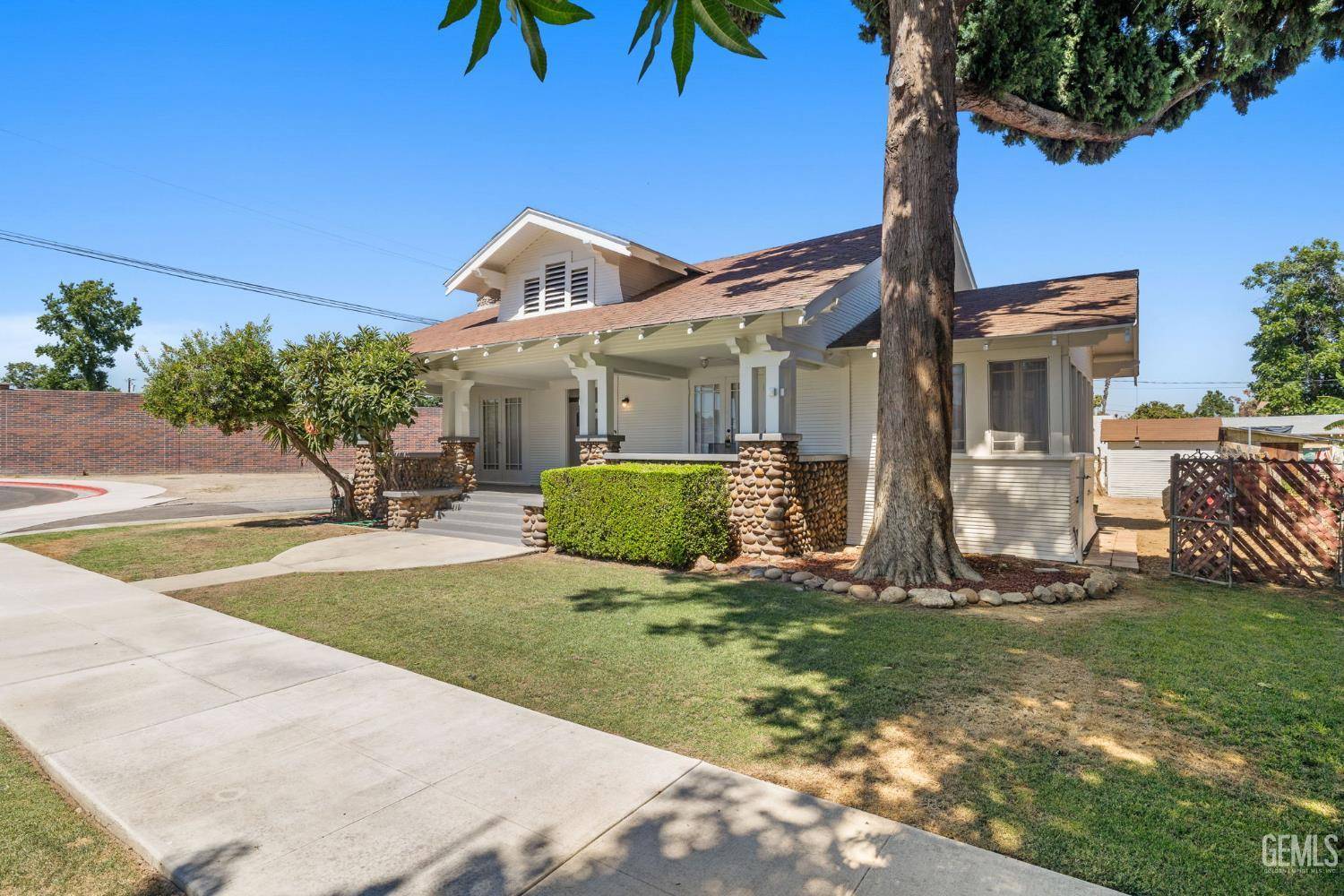 Bakersfield, CA 93301,2310 B Street