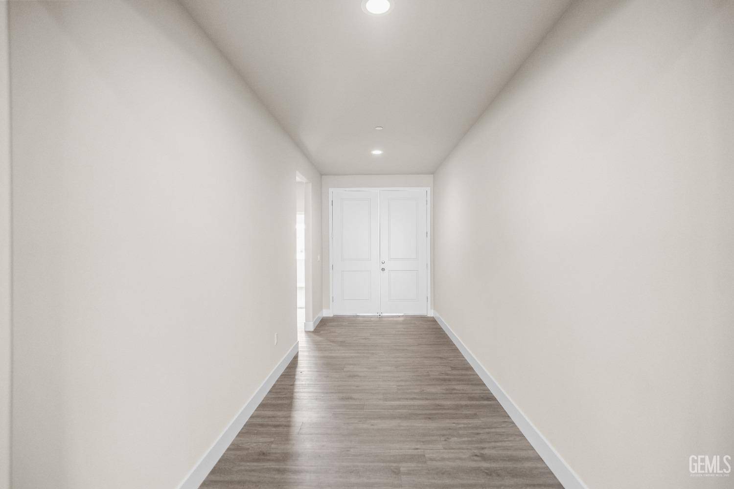Bakersfield, CA 93306,5409 Hawkwatch Lane