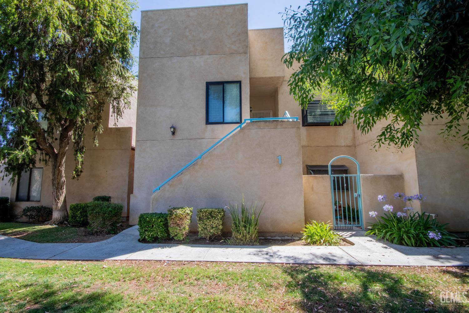 14500 Las Palmas Drive #3, Bakersfield, CA 93306