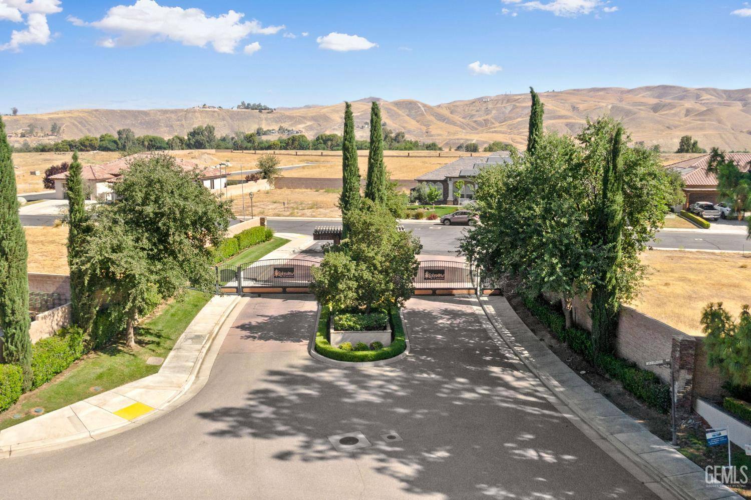 12101 Wildhorse Avenue, Bakersfield, CA 93306