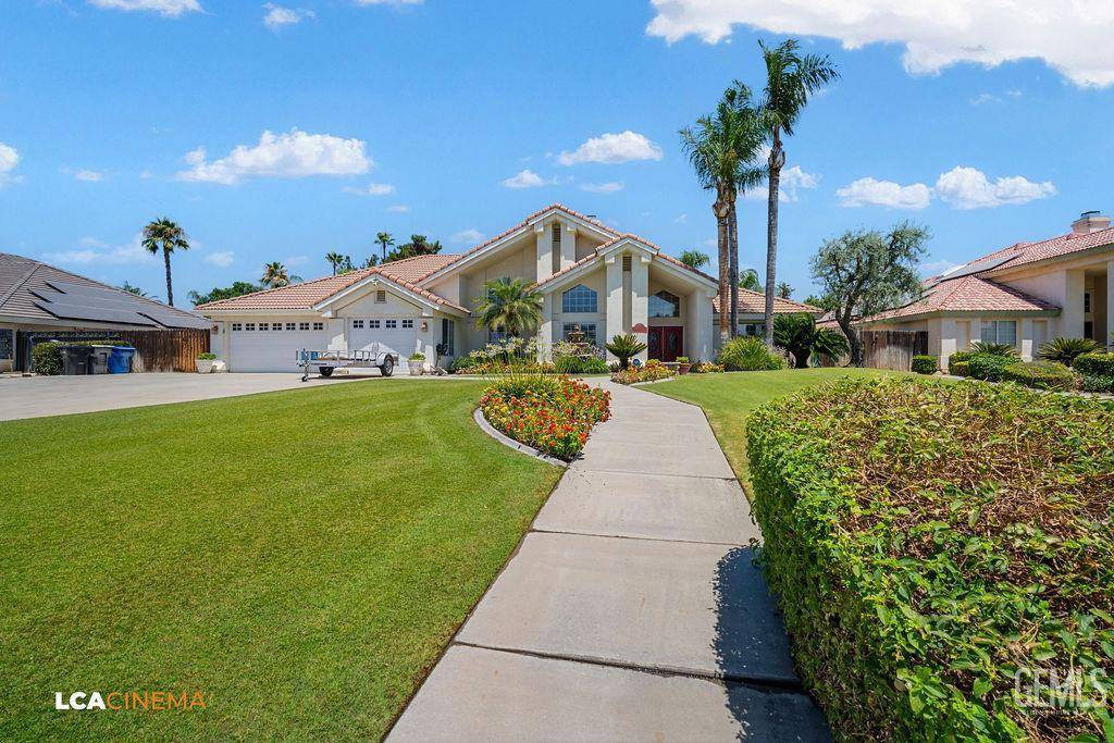 13400 Pergola Avenue, Bakersfield, CA 93314