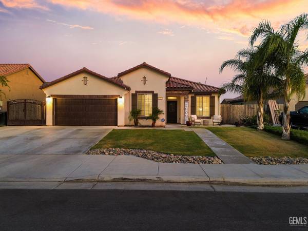 5913 Blue Spruce Avenue, Bakersfield, CA 93313