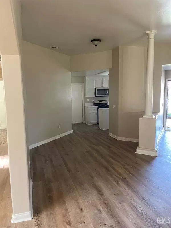 Bakersfield, CA 93312,10201 Iroquois Lane