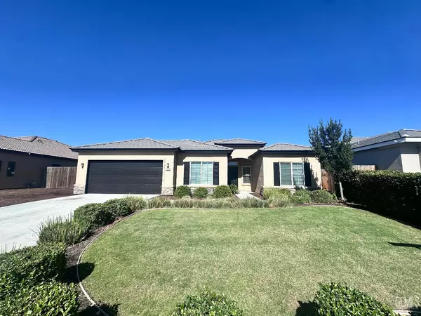 7503 Carson River Road, Bakersfield, CA 93311
