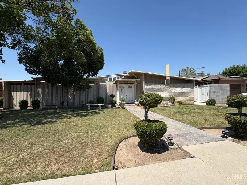 1313 Quincy Street, Delano, CA 93215