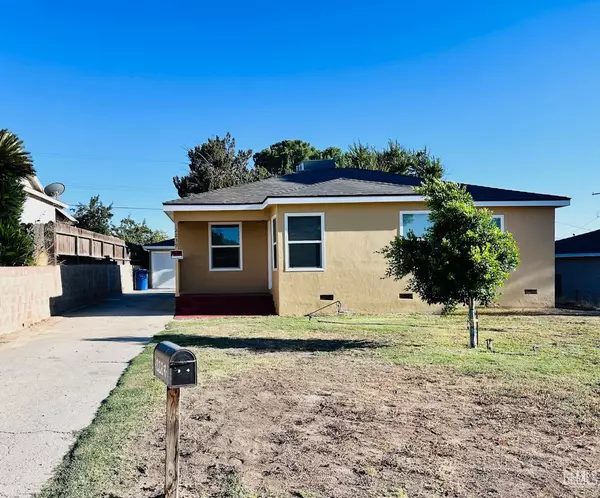 2239 Elton Avenue, Bakersfield, CA 93306
