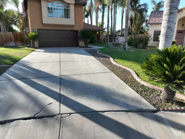 Bakersfield, CA 93313,6208 Trinidad Court