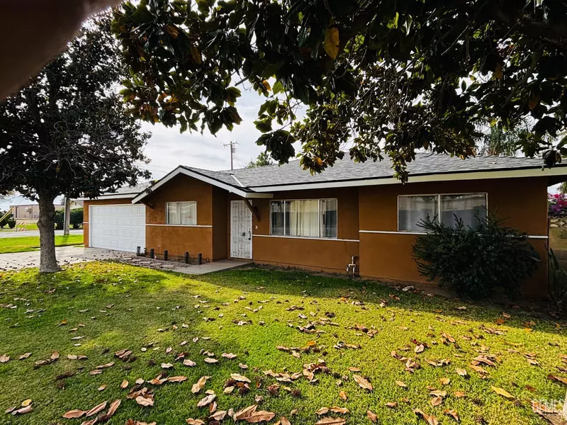 795 S Derby Street, Arvin, CA 93203