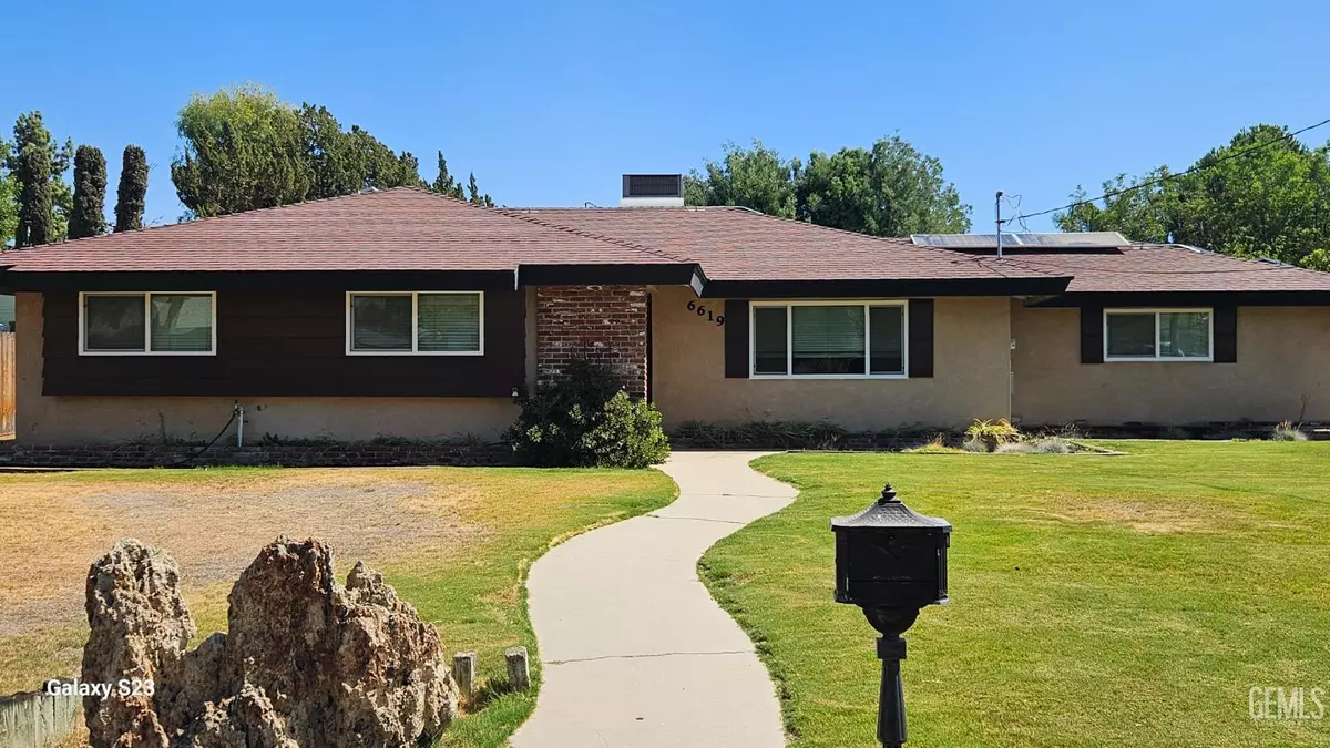 Bakersfield, CA 93308,6619 Desmond Court