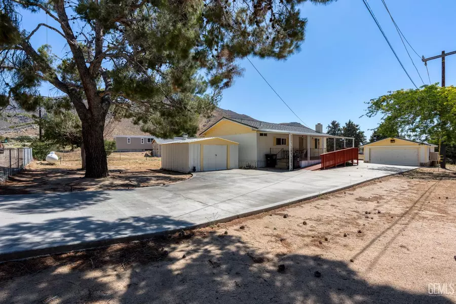 7819 Easy Street, Onyx, CA 93255