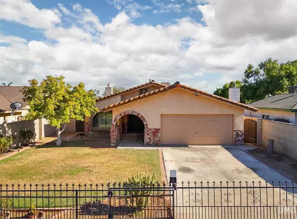 2005 Talisman Drive, Bakersfield, CA 93304