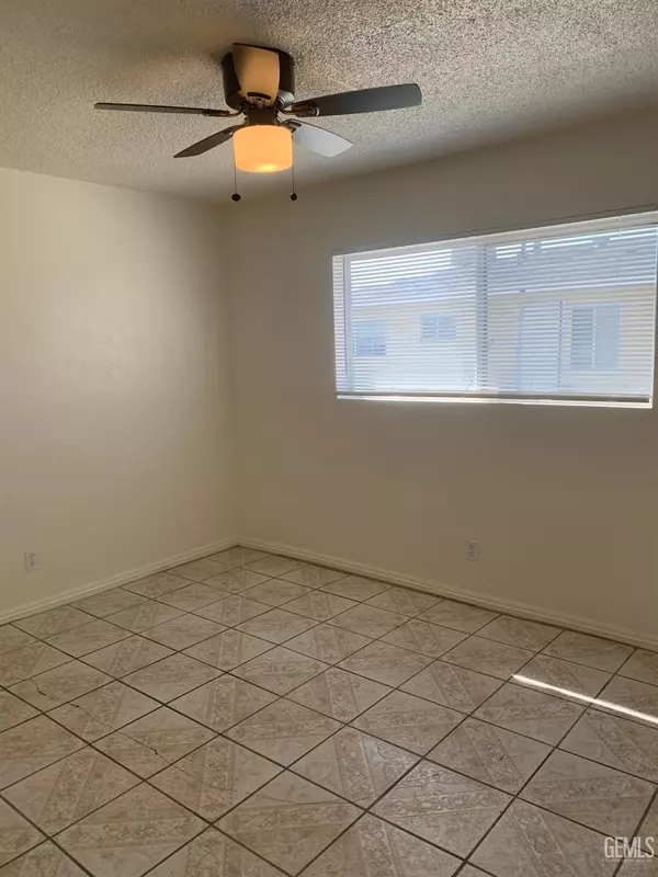 307 Beale Avenue, Bakersfield, CA 93305