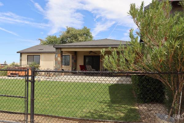 735 Petrol Road, Bakersfield, CA 93308