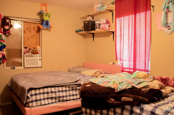 Lamont, CA 93241,11317 Rose Street