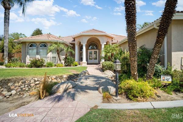 13300 Blodget Avenue, Bakersfield, CA 93314