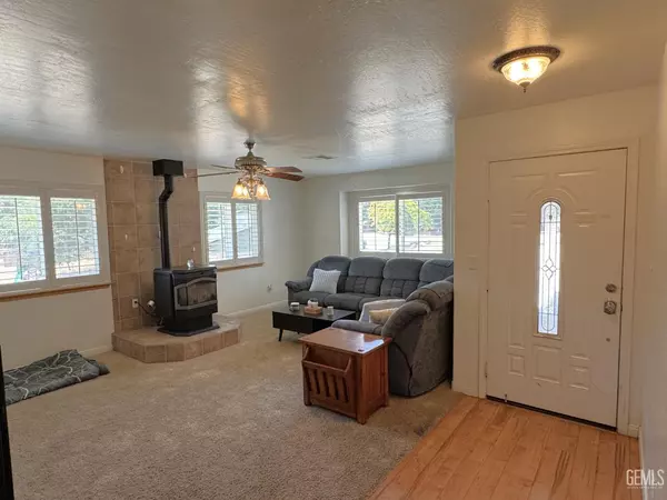 Tehachapi, CA 93561,22477 Zurich Drive