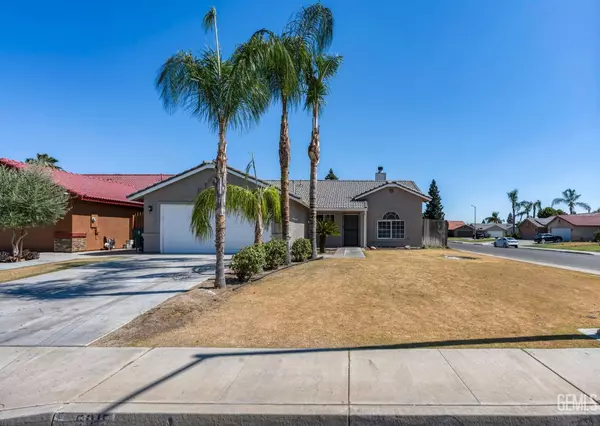 5915 Twin Lakes Drive, Bakersfield, CA 93313