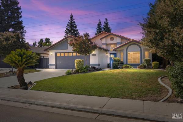 9515 Seabeck Avenue, Bakersfield, CA 93312