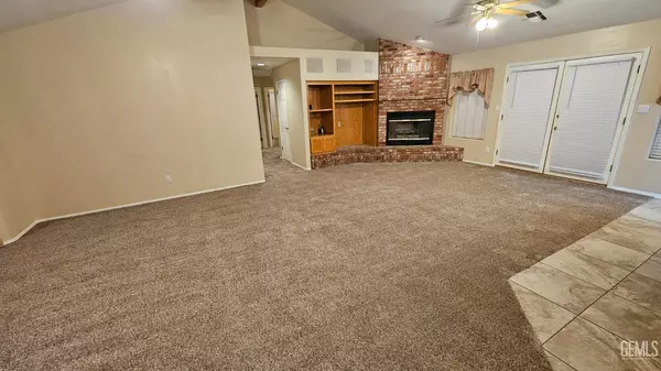 Bakersfield, CA 93312,5504 Danbury Court