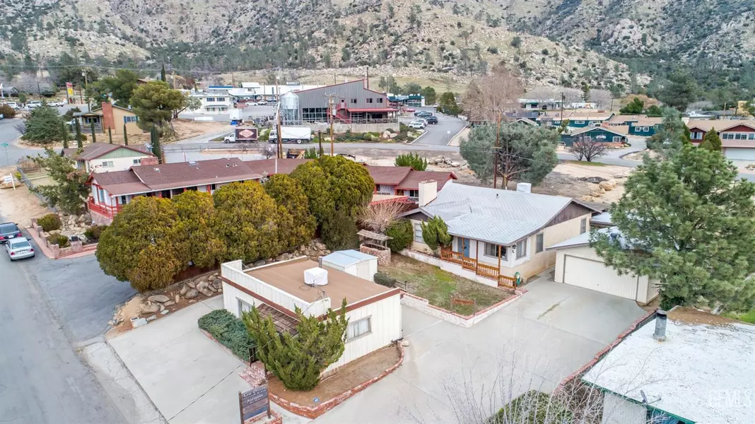 112 Buena Vista Drive, Kernville, CA 93238