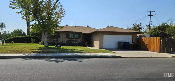 1915 Benton Street, Bakersfield, CA 93304