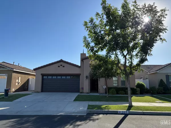 207 Tiffany Drive, Bakersfield, CA 93312