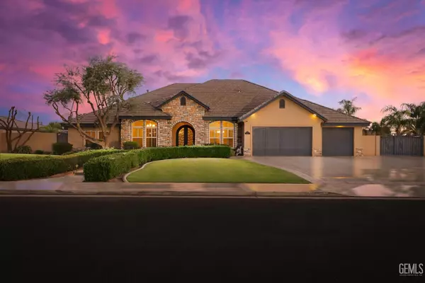 15027 Henderson Avenue, Bakersfield, CA 93314