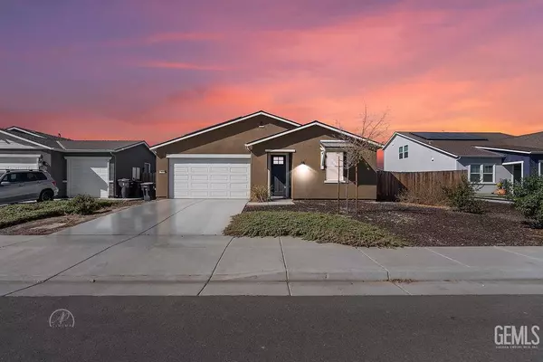 5910 Pareto Place, Bakersfield, CA 93313