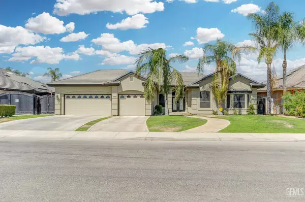 4614 Crosshaven Avenue, Bakersfield, CA 93313