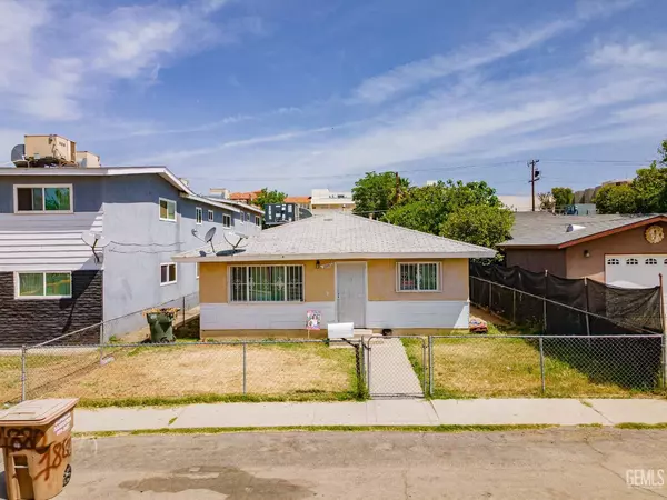 1880 Quincy Street, Bakersfield, CA 93305