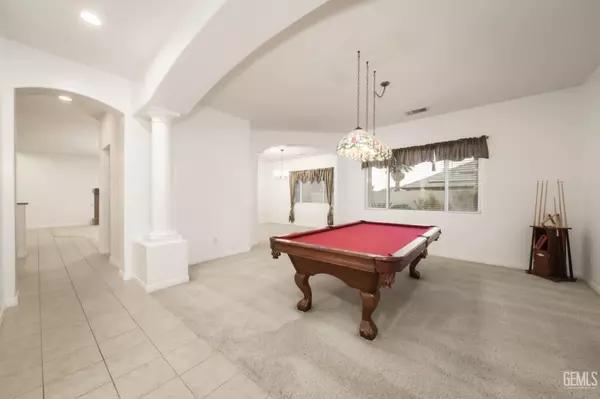 Bakersfield, CA 93314,13417 Hinault Drive