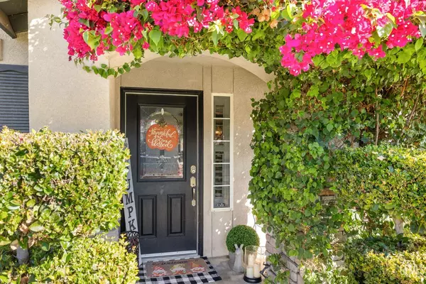 Bakersfield, CA 93312,9804 Anaparno Court