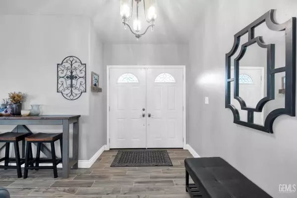 Bakersfield, CA 93306,13160 Game Set Way