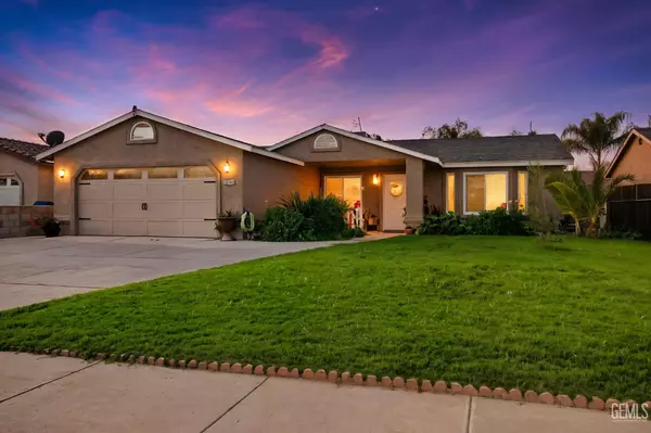 1153 Burgundy Court, Mc Farland, CA 93250