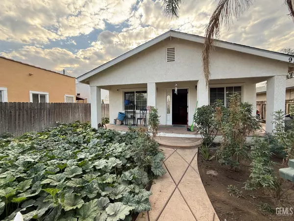 917 P street, Bakersfield, CA 93304