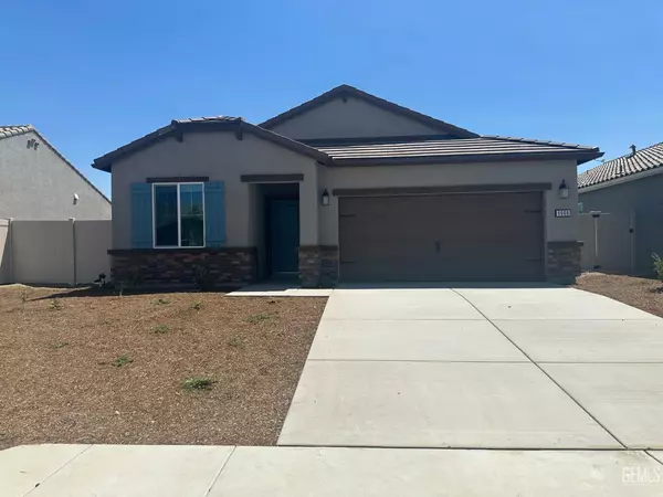 7906 Blueberry Avenue, Bakersfield, CA 93313