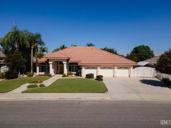 13300 Coco Palm Court, Bakersfield, CA 93314