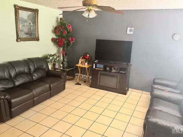 Mc Farland, CA 93250,450 8th Street