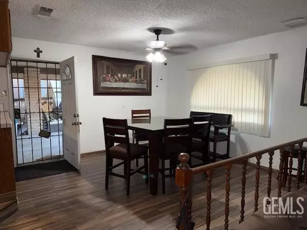 Shafter, CA 93263,403 W Euclid Avenue