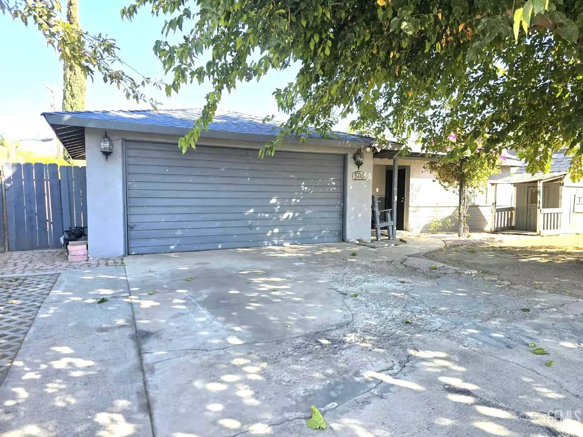 Bakersfield, CA 93307,5716 Karen Place