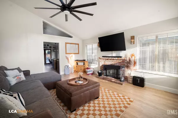 Bakersfield, CA 93309,7812 Cibola Drive