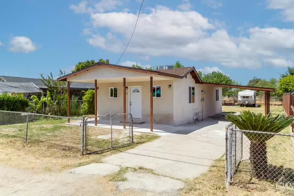 Earlimart, CA 93219,438 Cedar Avenue