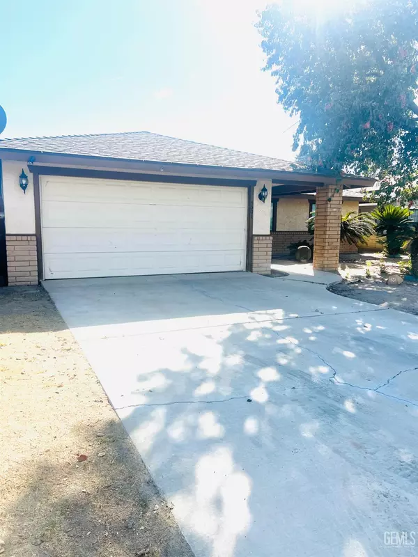 4301 Sugar Cane Avenue, Bakersfield, CA 93313