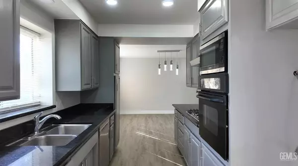 Bakersfield, CA 93306,3004 Saratoga Street