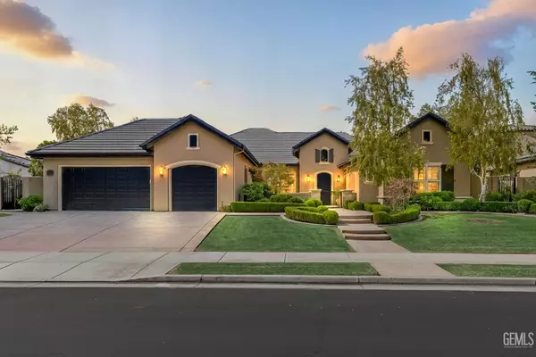 2205 Tiverton Drive, Bakersfield, CA 93311