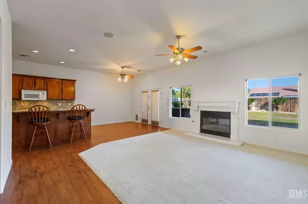 Bakersfield, CA 93313,3116 Monache Meadows Drive